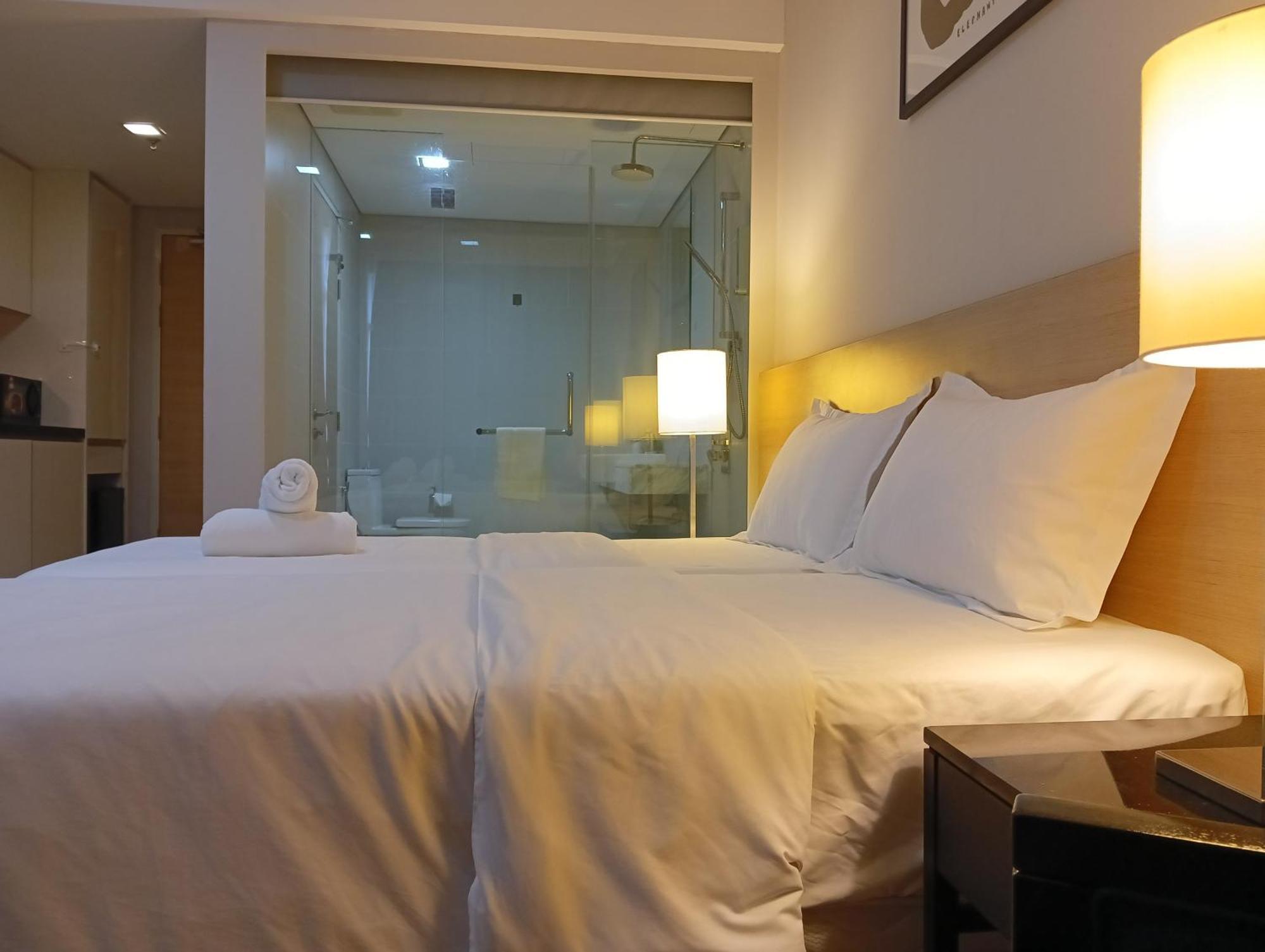 The Straits Suites By Ciconia Malacca Eksteriør billede