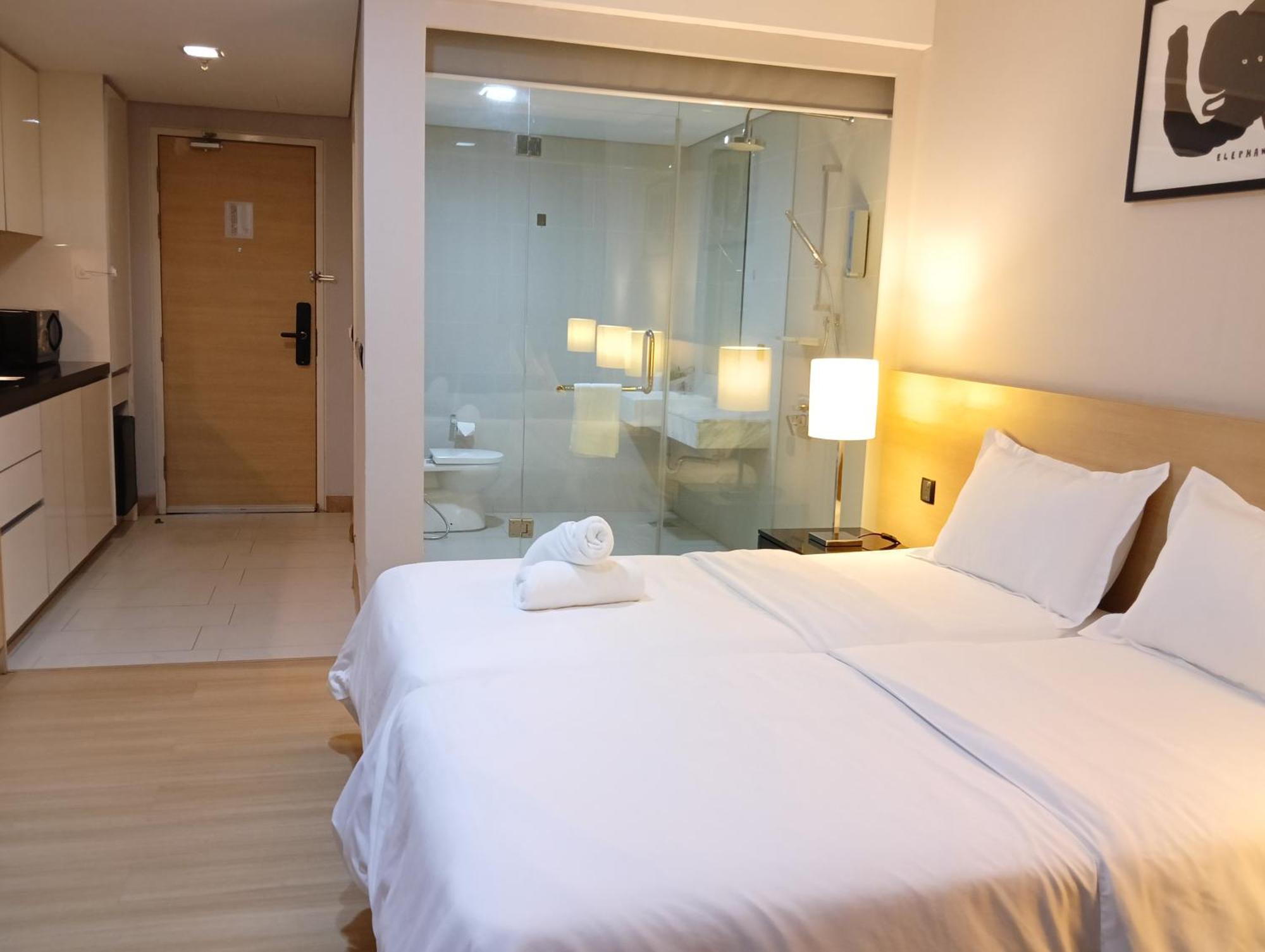 The Straits Suites By Ciconia Malacca Eksteriør billede
