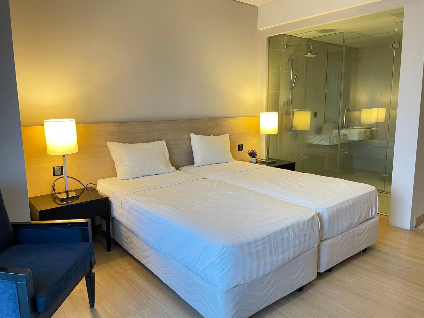 The Straits Suites By Ciconia Malacca Eksteriør billede